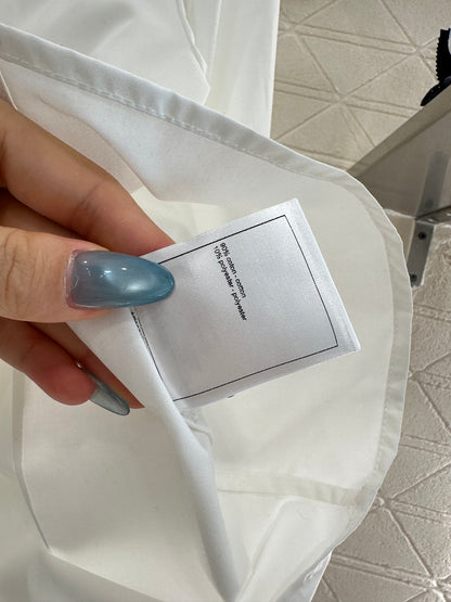 C 25 Pure white model trousers