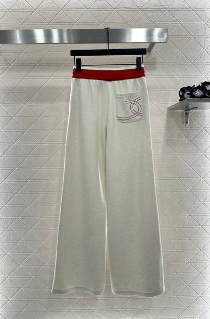 C 25 Hooded jacket and trousers set