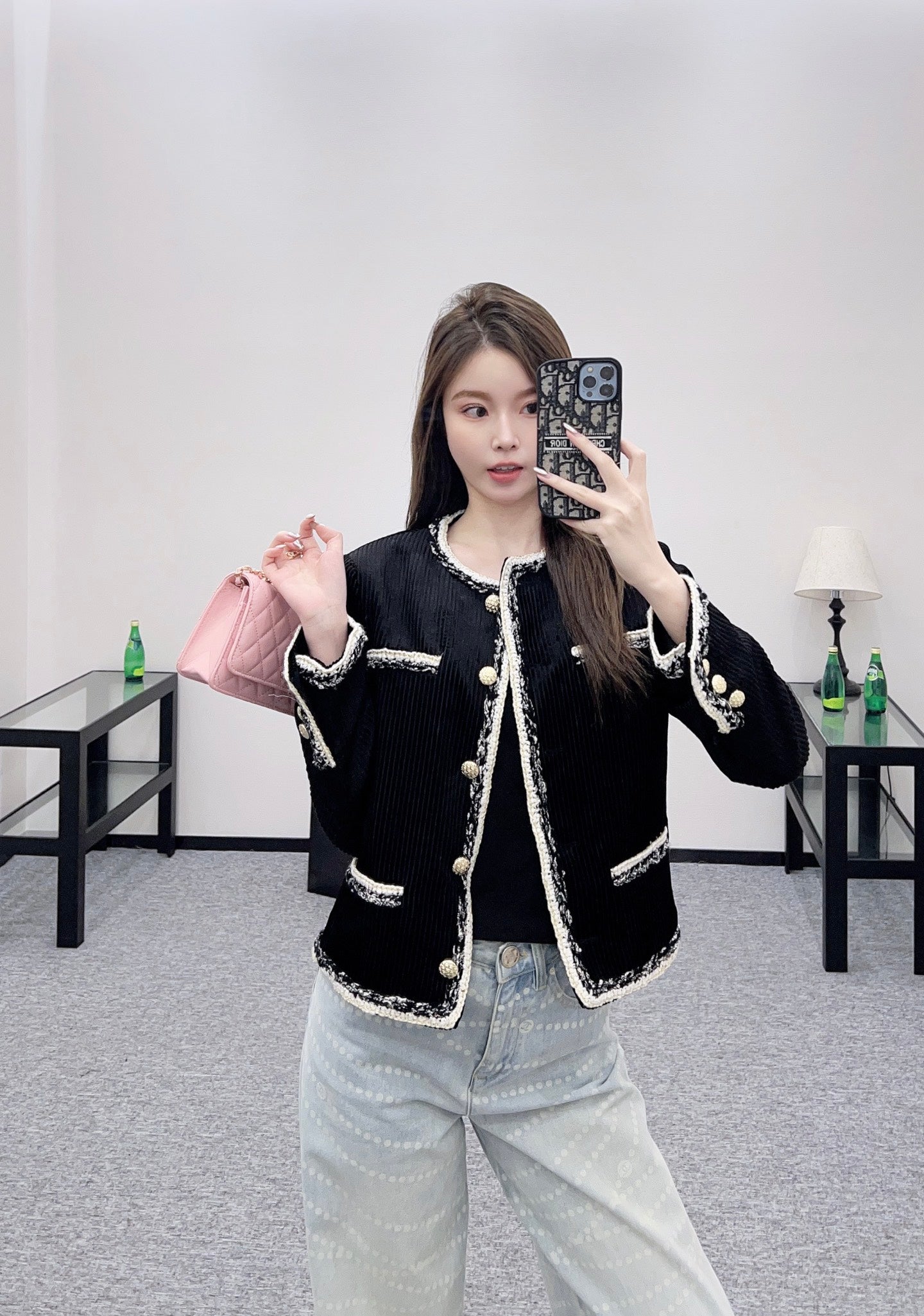 C 25 Hemmed corduroy vertical stripe jacket