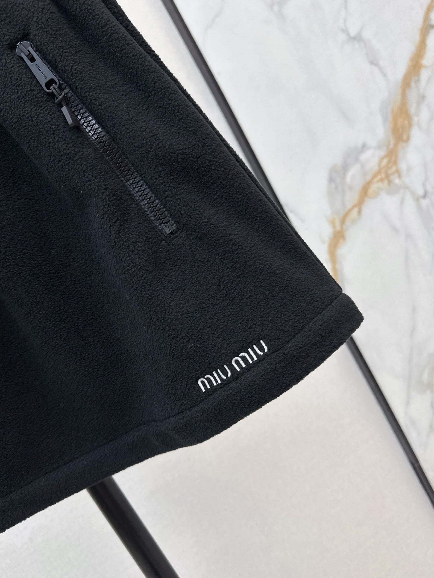 Mi 25 New environmentally friendly granular fleece skirt