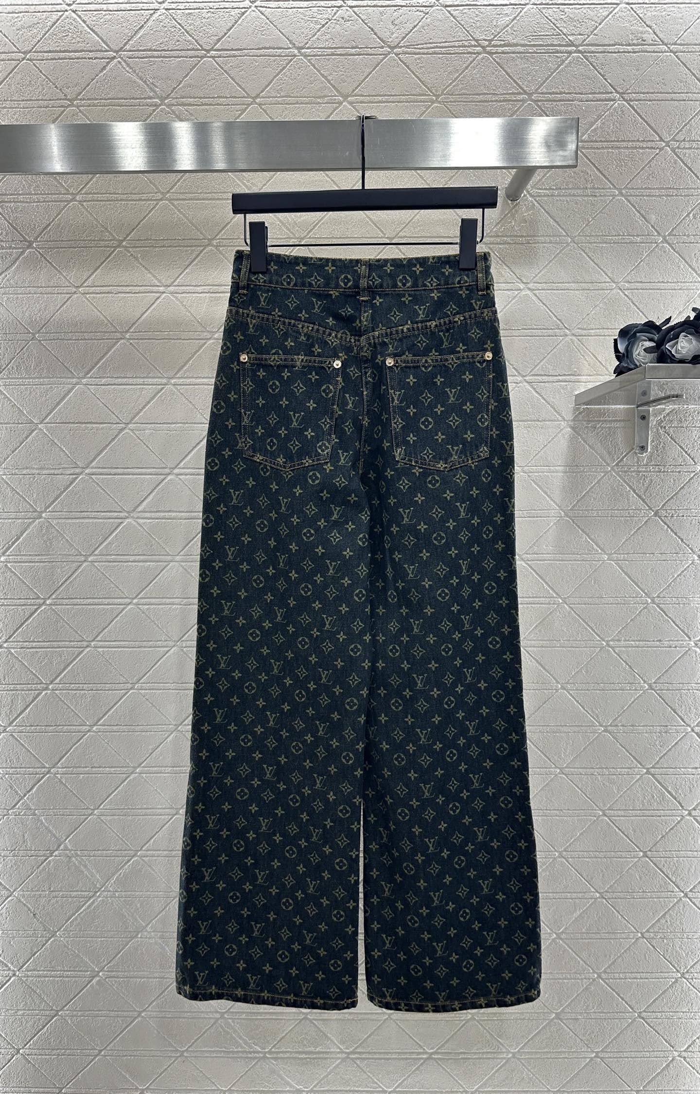 L 25 Denim jacket + trousers set