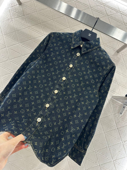 L 25 Denim shirt + pleated skirt set