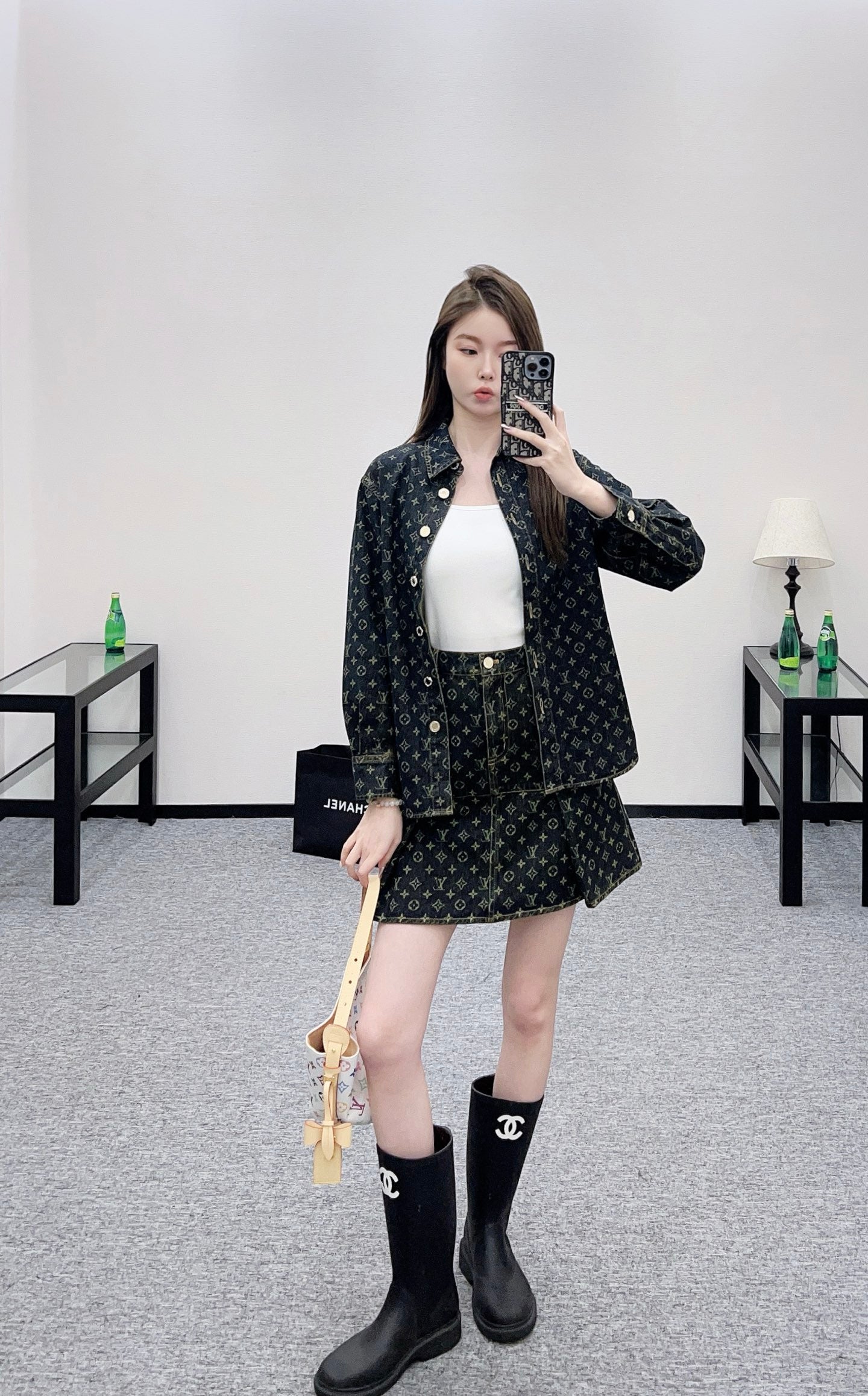 L 25 Denim shirt + pleated skirt set