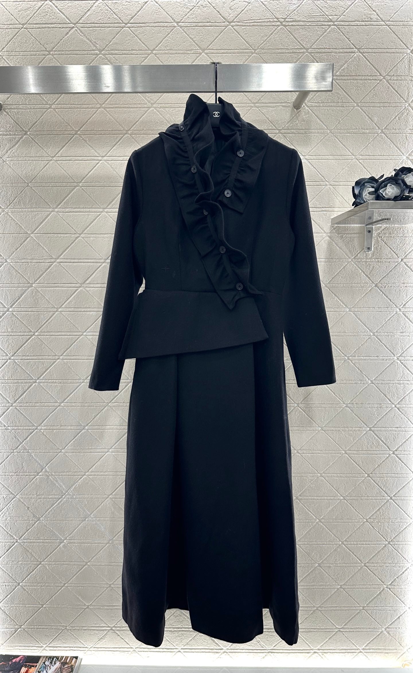 Di 25 Detachable pleated lace dress