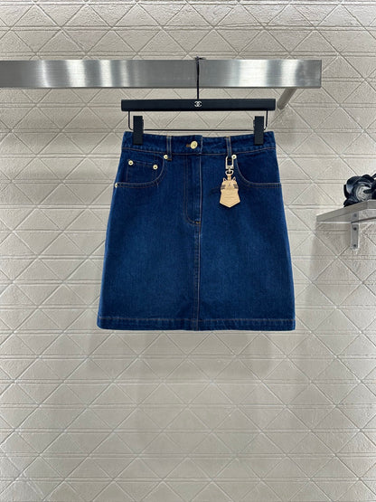 L 25 Cat keychain hip skirt