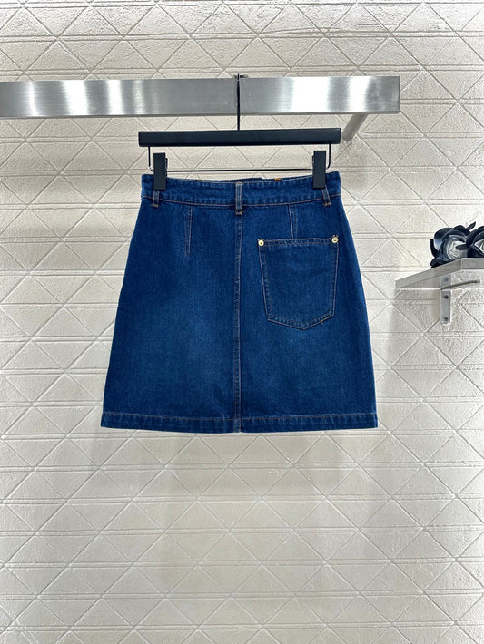 L 25 Cat keychain hip skirt