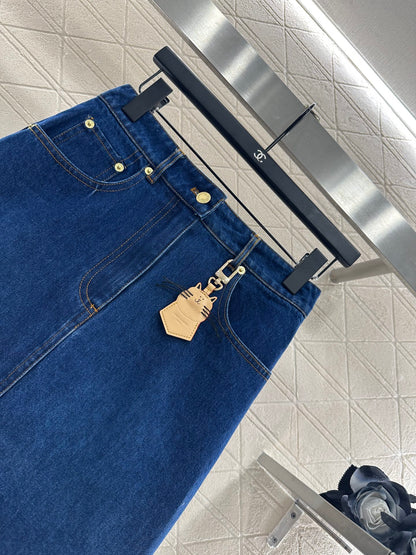 L 25 Cat keychain hip skirt
