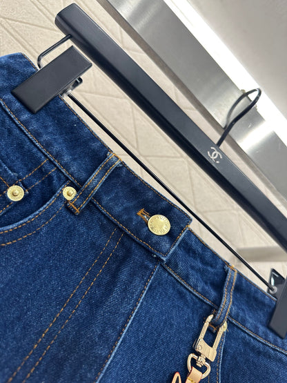 L 25 Cat keychain hip skirt