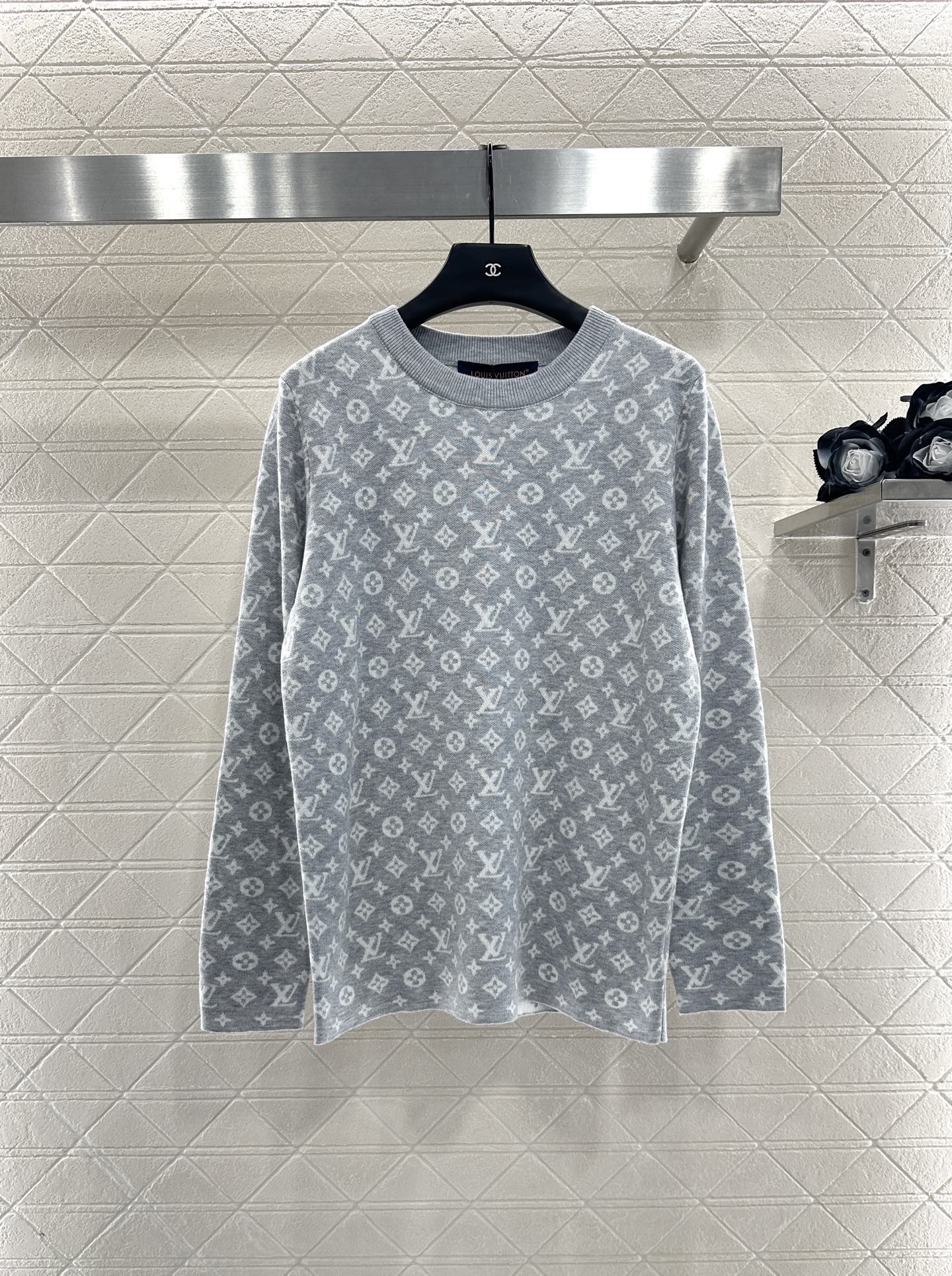 L 25 jacquard loose-knit wool top