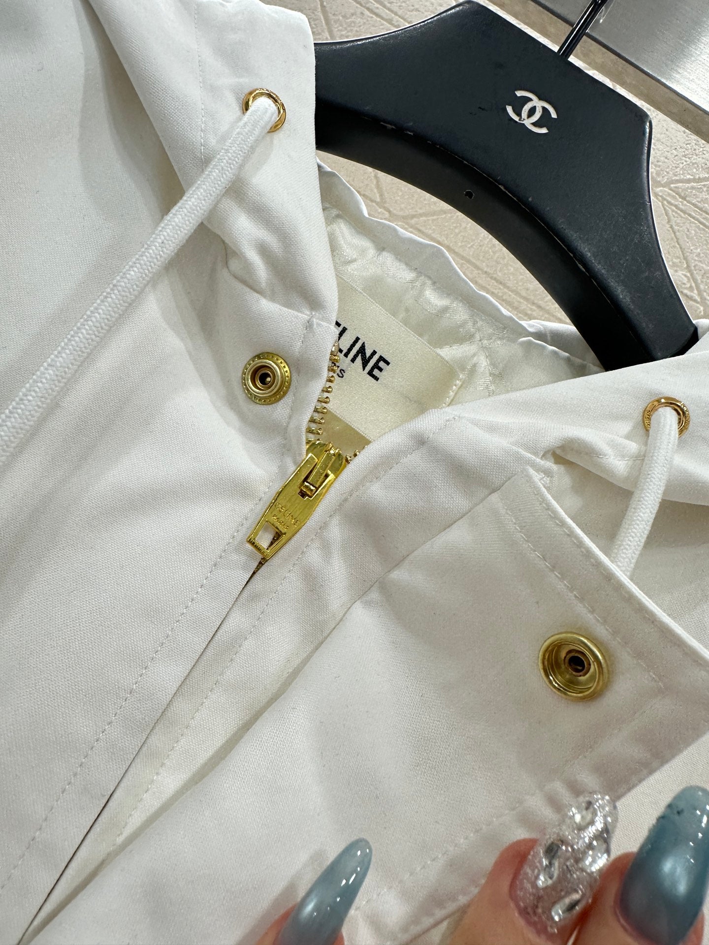 Ce 25 Hooded quilted drawstring jacket