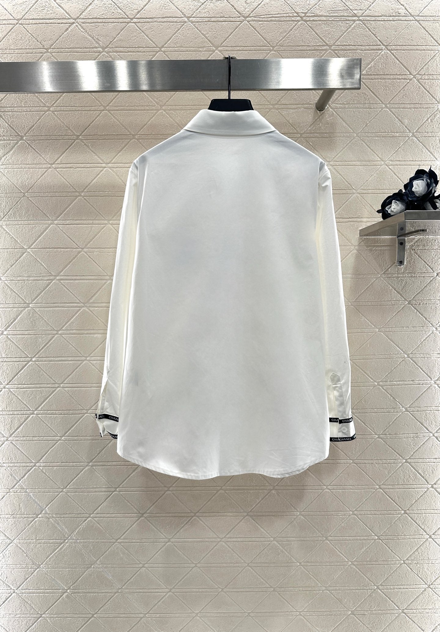 C 25 Printed silk scarf shirt(white/black)