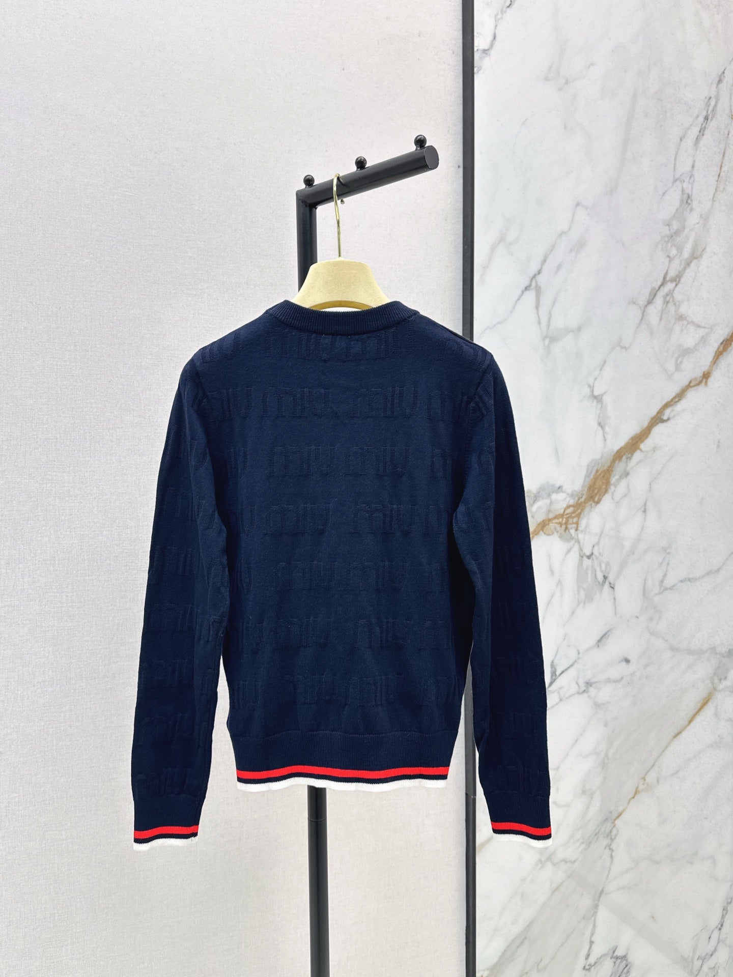 Mi 25 New classic logo lettering woven wool sweater(WHITE/NAVY)