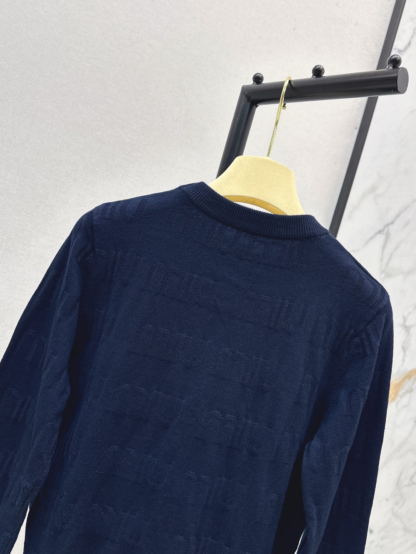 Mi 25 New classic logo lettering woven wool sweater(WHITE/NAVY)
