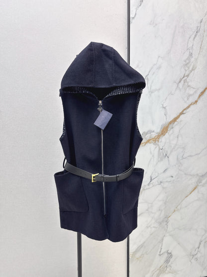 Pr 25 New Grey Girls Hooded Wool Vest