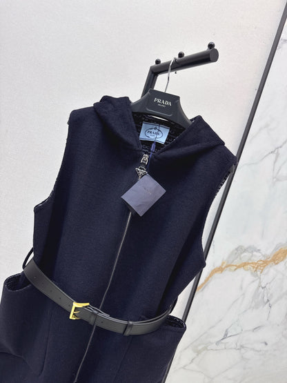Pr 25 New Grey Girls Hooded Wool Vest