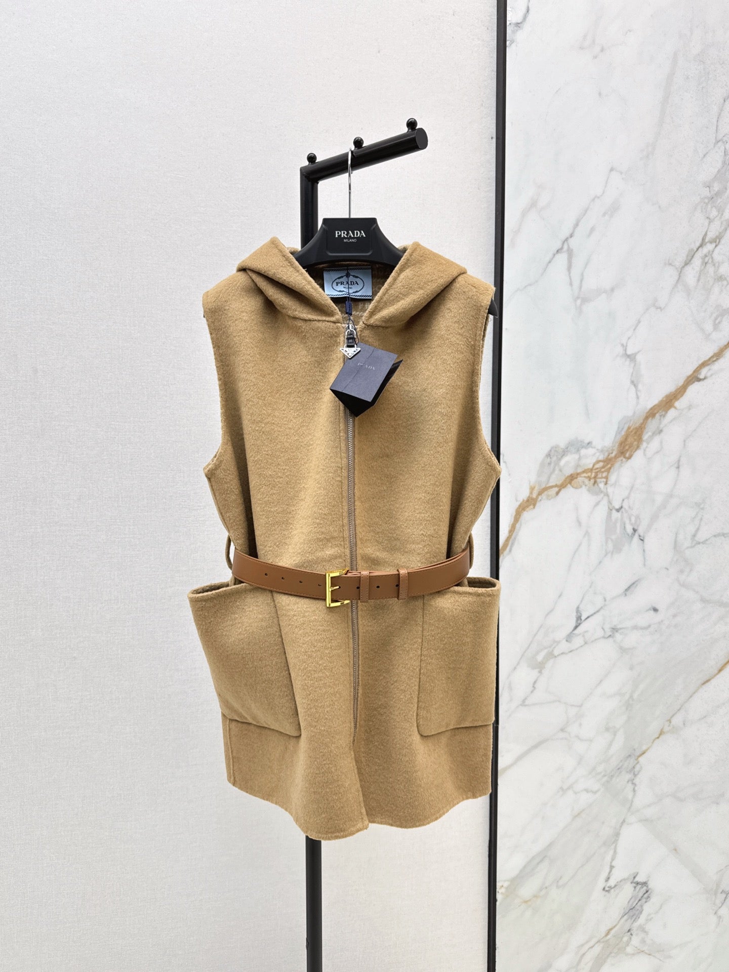 Pr 25 New Grey Girls Hooded Wool Vest