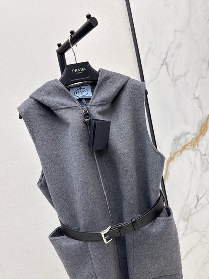 Pr 25 New Grey Girls Hooded Wool Vest