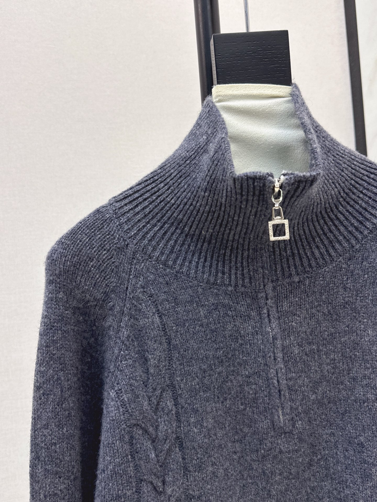 Lor 25 New style cable-knit half-open wool sweater（BEIGI/BORWN/GRAY）
