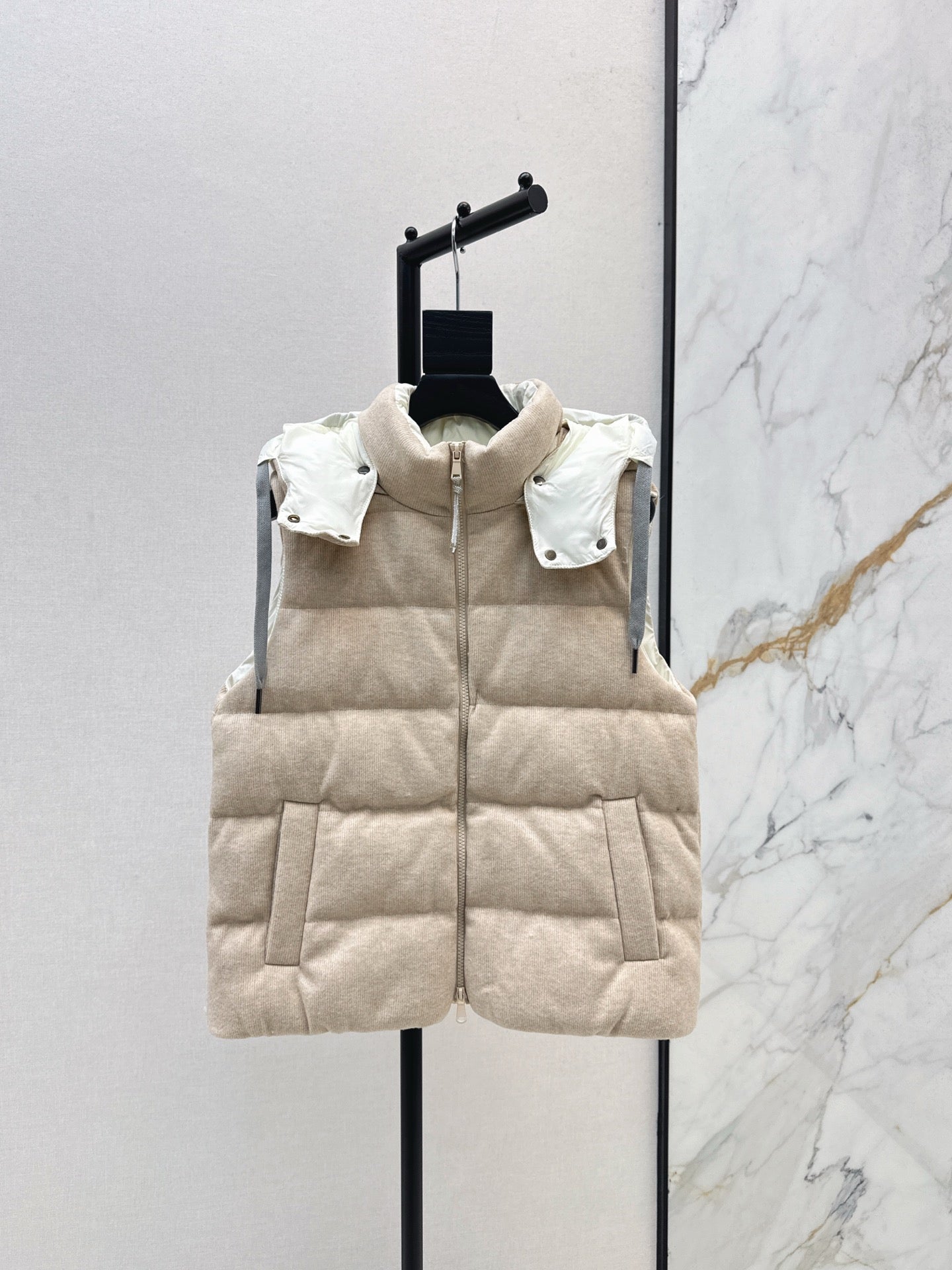 Bru 25 New Hooded Down Vest(BEIGI/GRAY)
