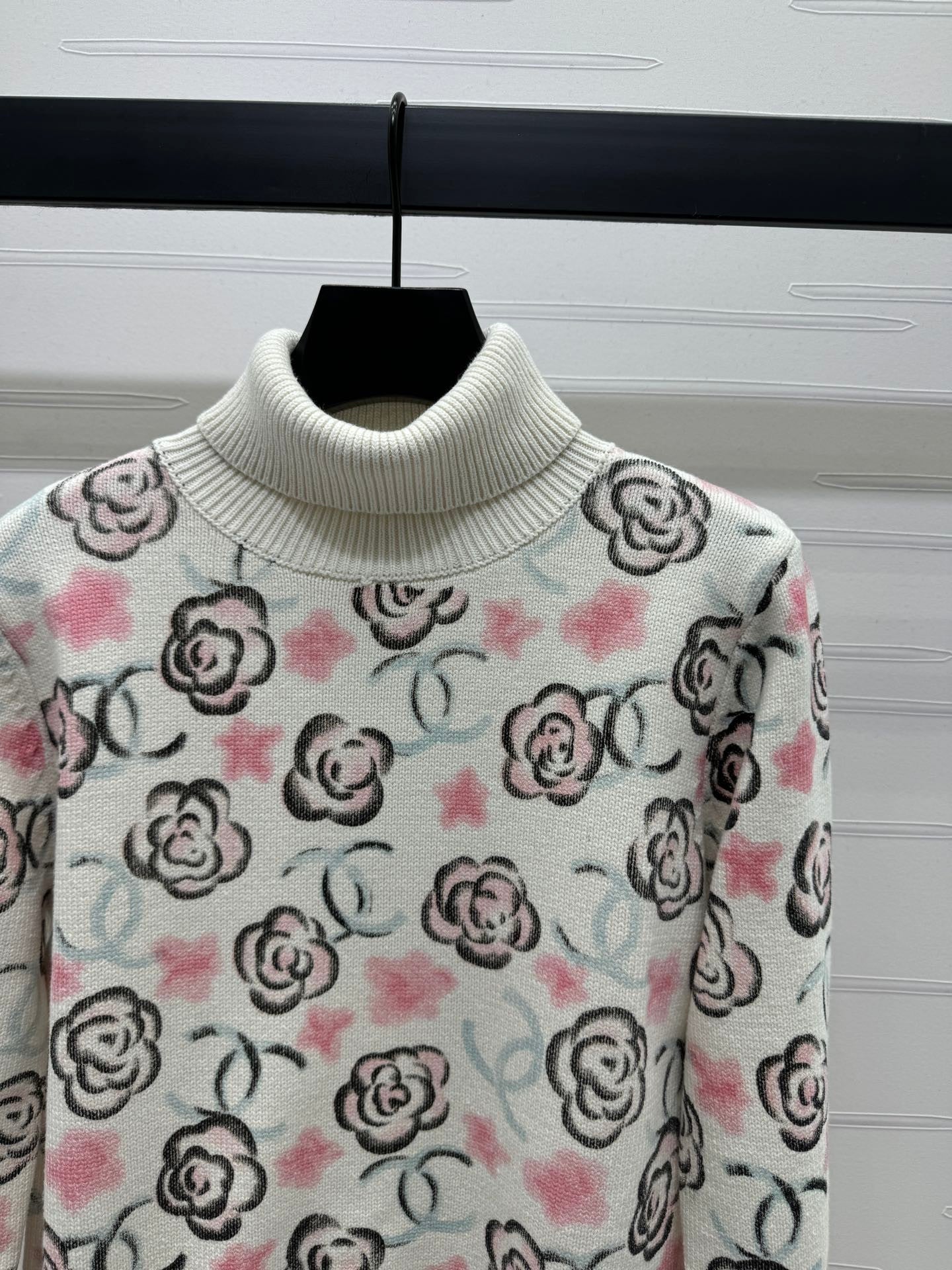 C 24fw Hot Selling Turtleneck Sweater