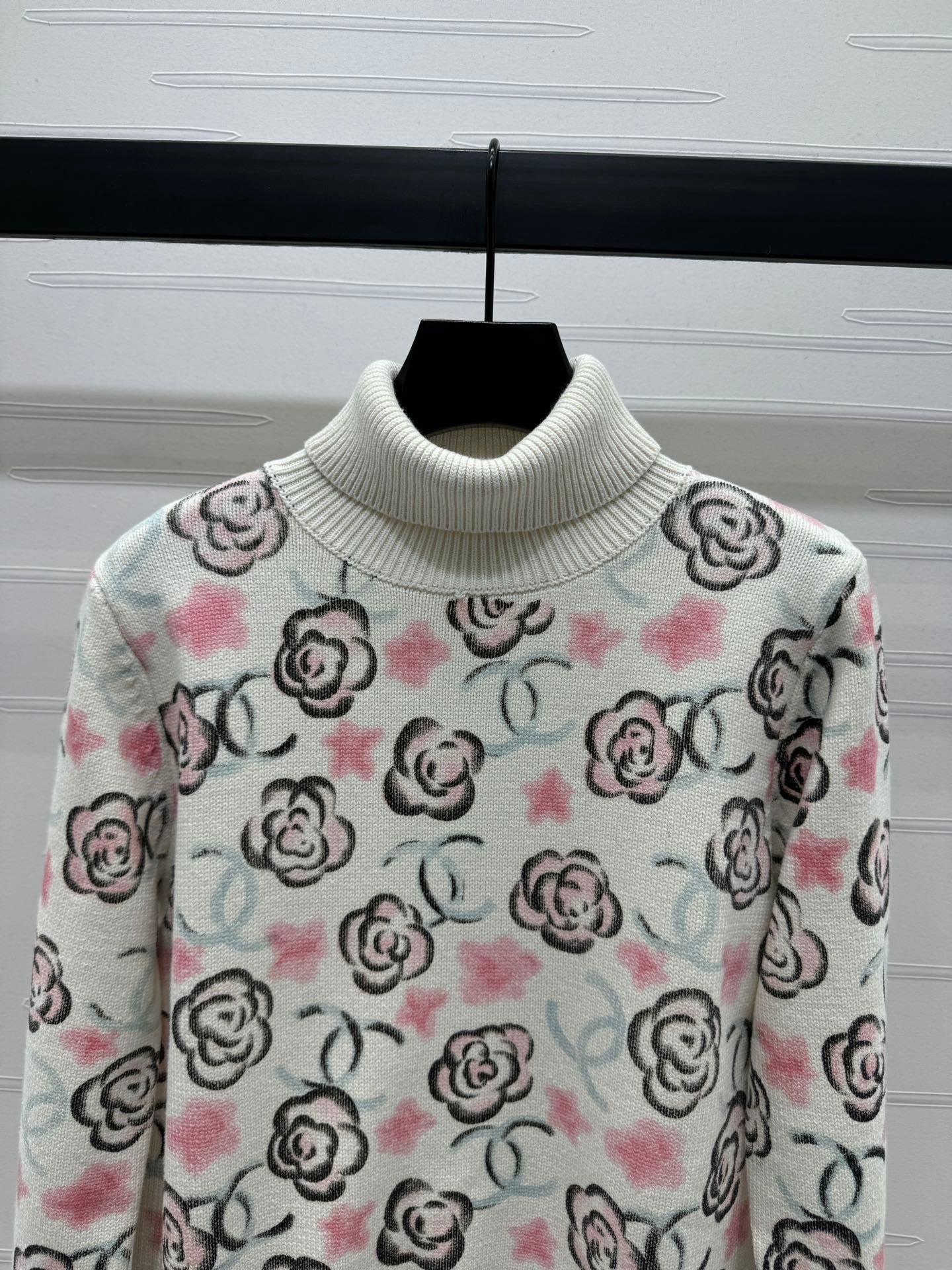 C 24fw Hot Selling Turtleneck Sweater