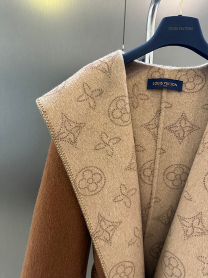 L 25fw Wool blend coat with detachable cuffs made of imported white fox fur(BROWN/GRAY)