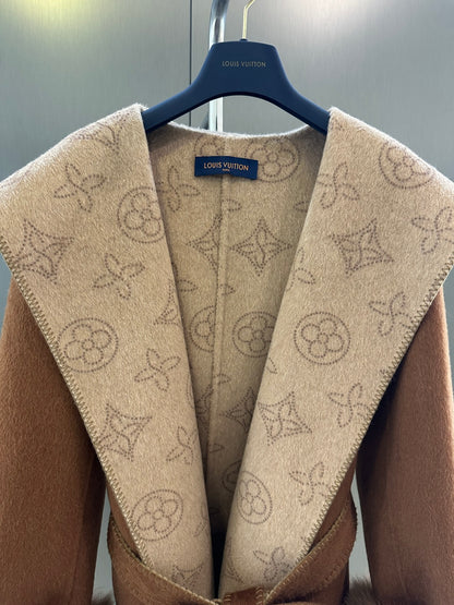 L 25fw Wool blend coat with detachable cuffs made of imported white fox fur(BROWN/GRAY)