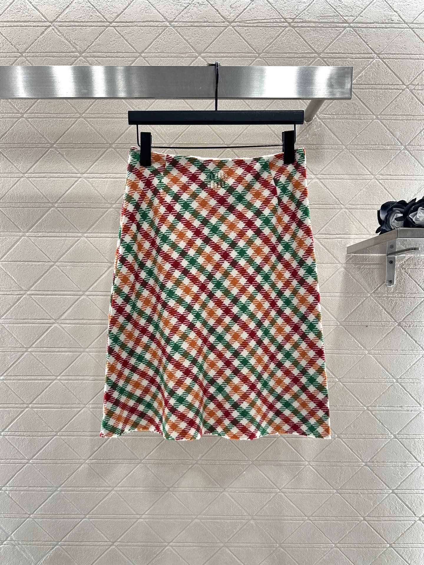 Mi 25 Straight checked colorful wool skirt