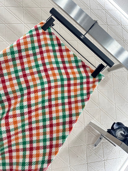 Mi 25 Straight checked colorful wool skirt