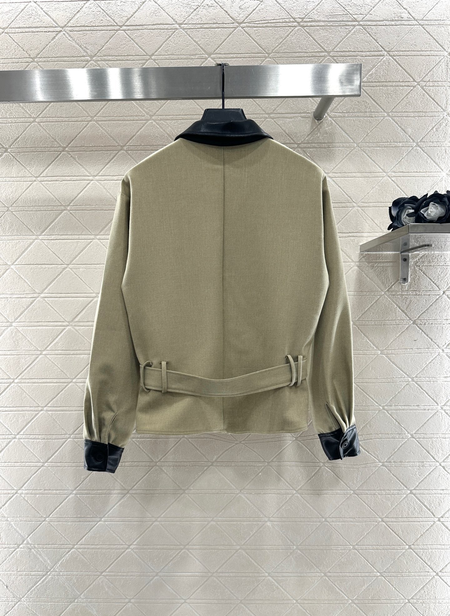 Di 25 Leather collar jacket and trousers suit(KHAKI/BLACK)