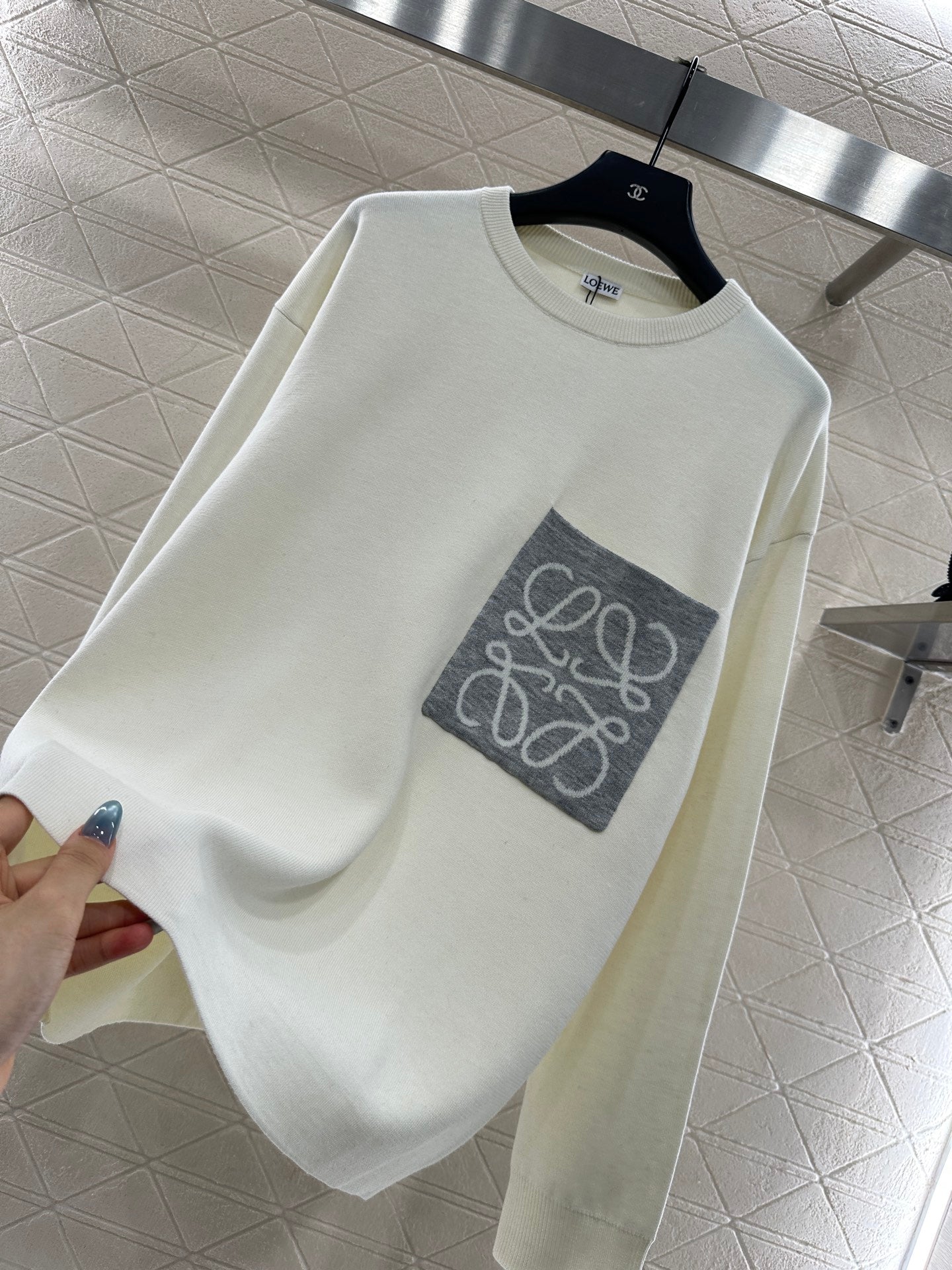 Lo 25 Totem Loose Knit Wool Top