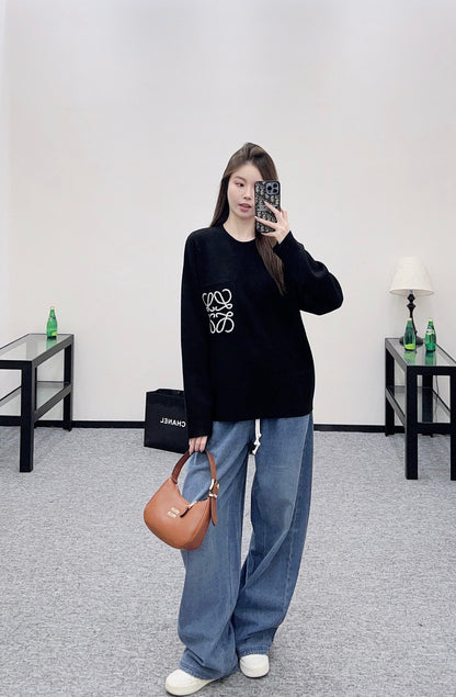 Lo 25 Totem Loose Knit Wool Top