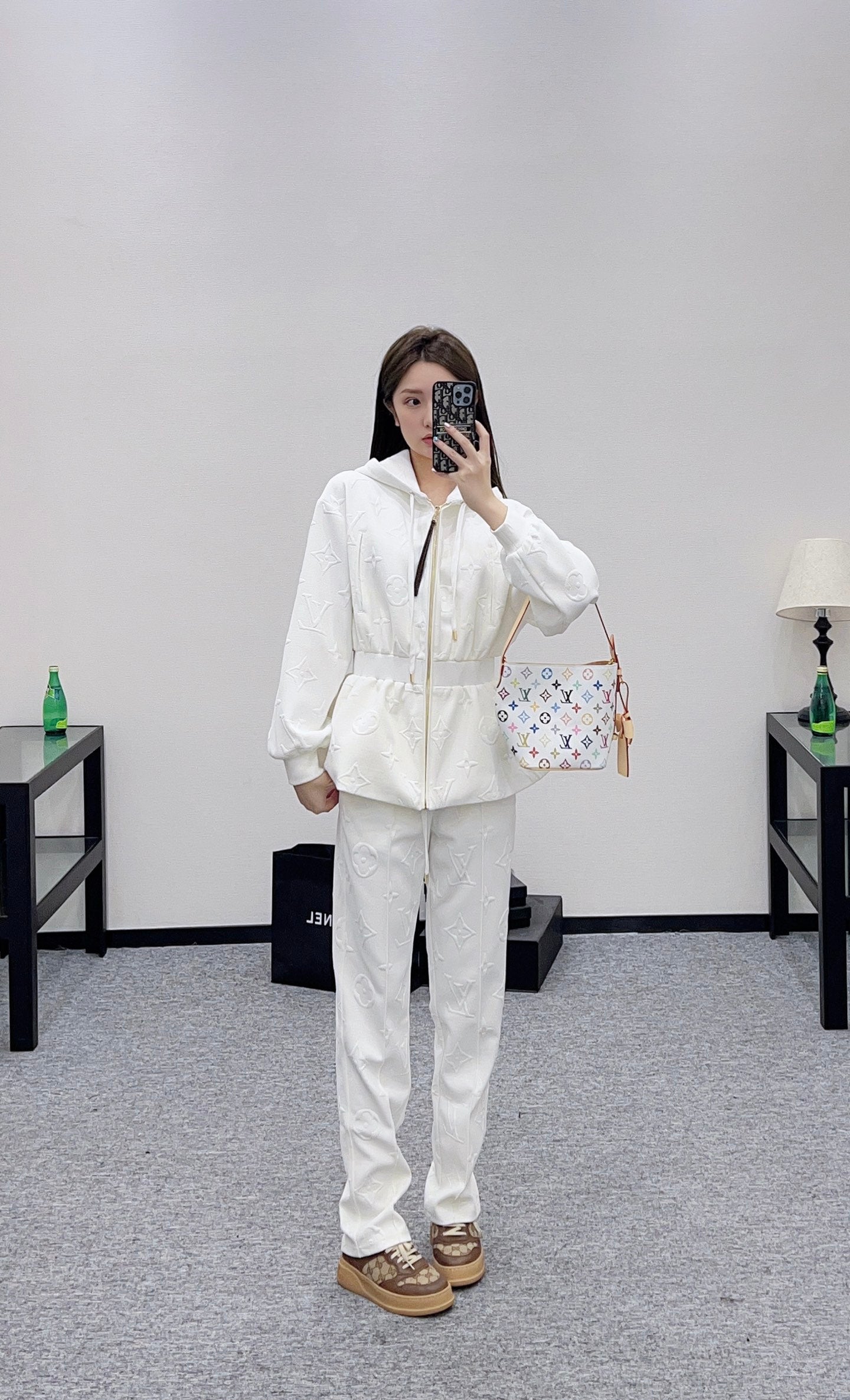 L 25 Embossed LOGO Hooded Waist Jacket and Pants Set