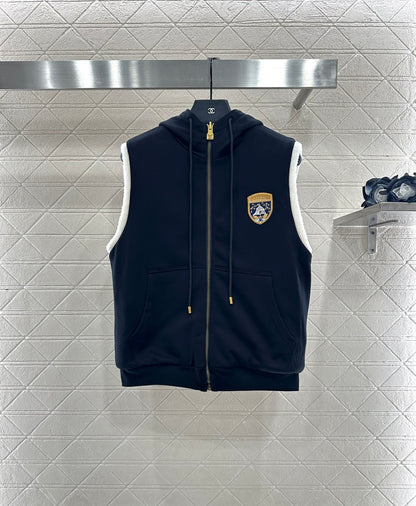 L 25 Reversible Teddy Vest(black/white)