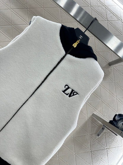 L 25 Reversible Teddy Vest(black/white)