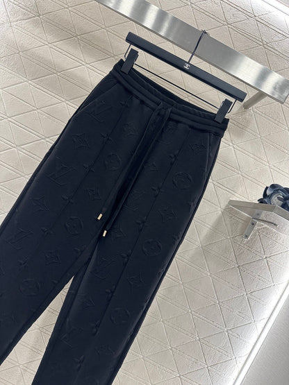 L 25 Embossed LOGO Hooded Waist Jacket and Pants Set