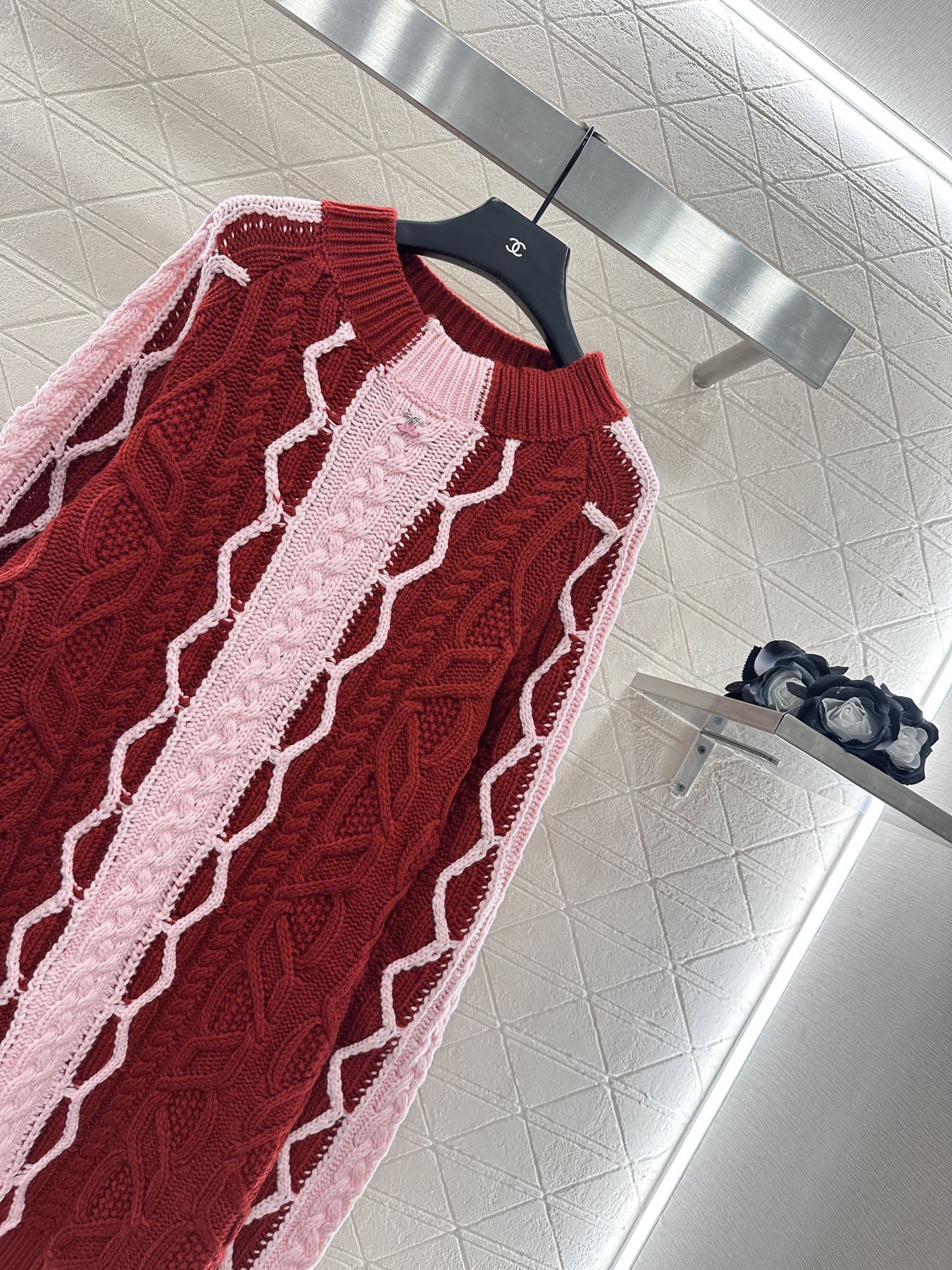C 25 Cable-knit contrast crochet wool sweater dress
