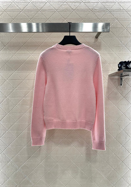 C 25 Loose-knit cashmere sweater with monogram logo