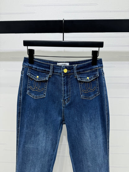 C 25 Small pockets slim-fit jeans