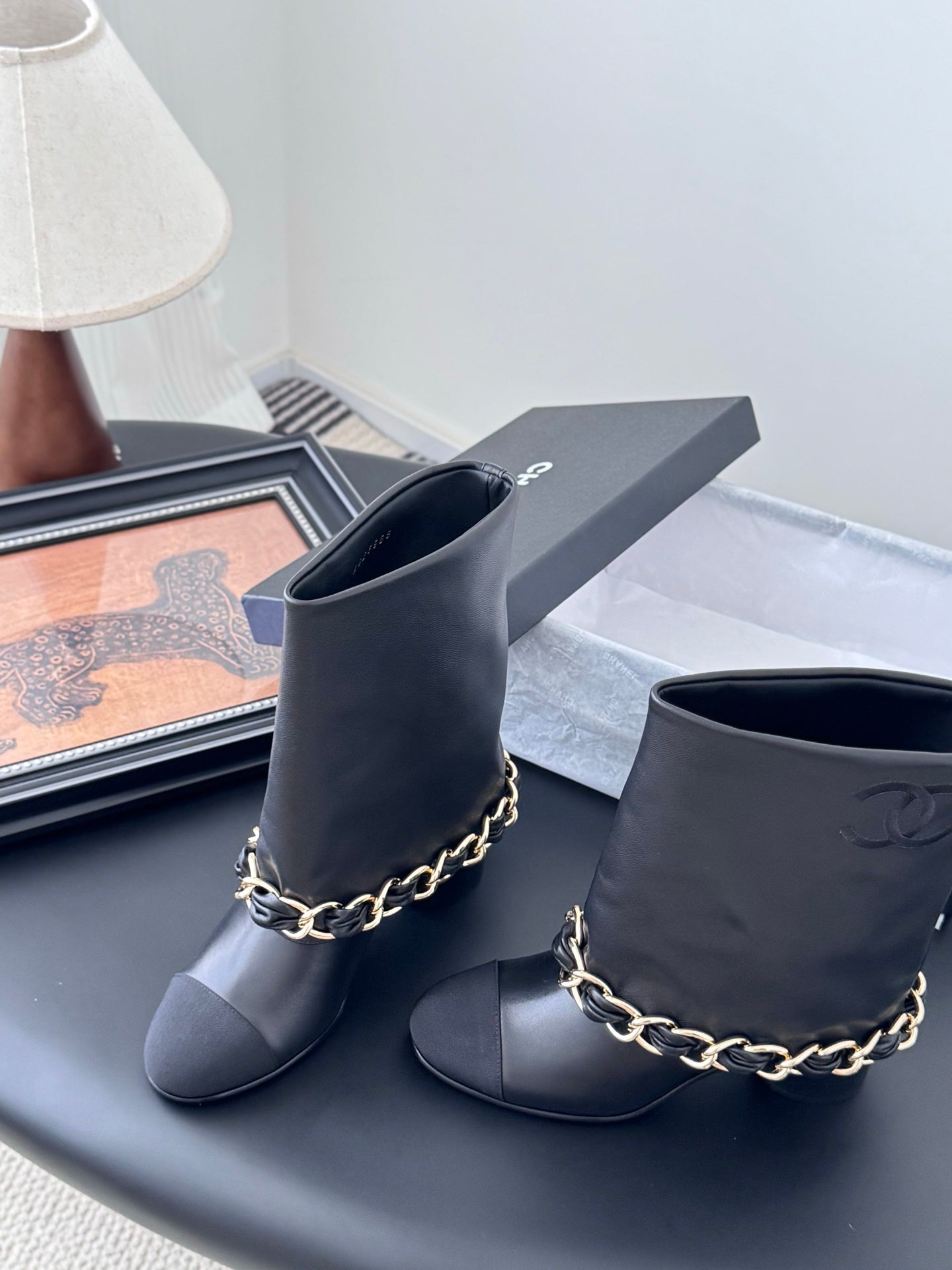 C 25K New chain mid-cut knight boots（Black/Glossy Black）