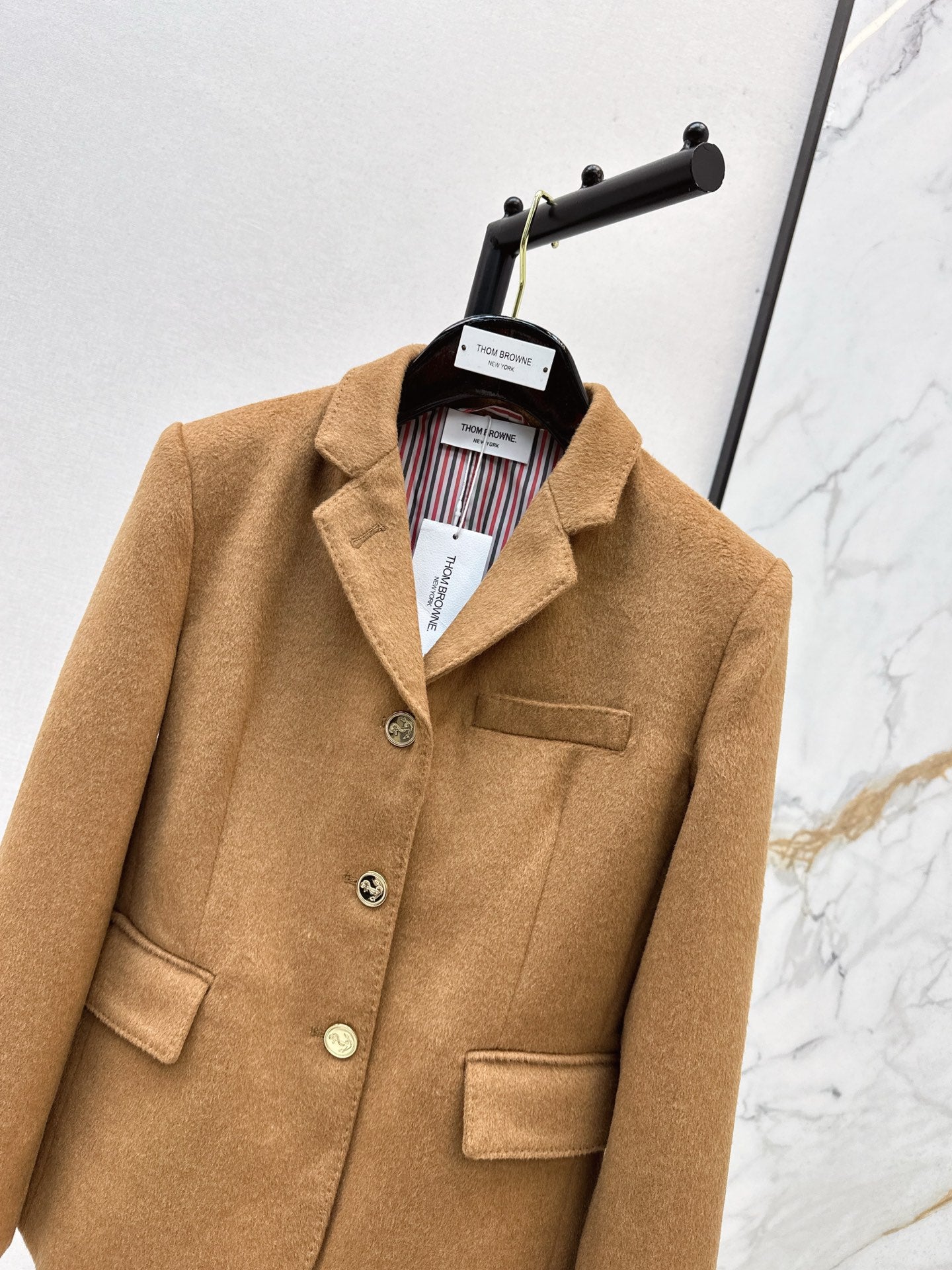 Th 25 Gold-button woolen suit jacket