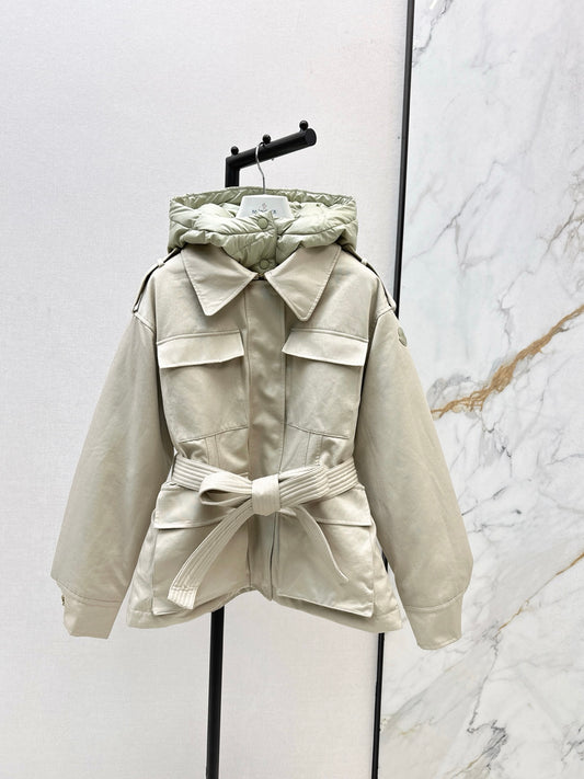 Mon 25 New style fake two-piece hooded waist down jacket