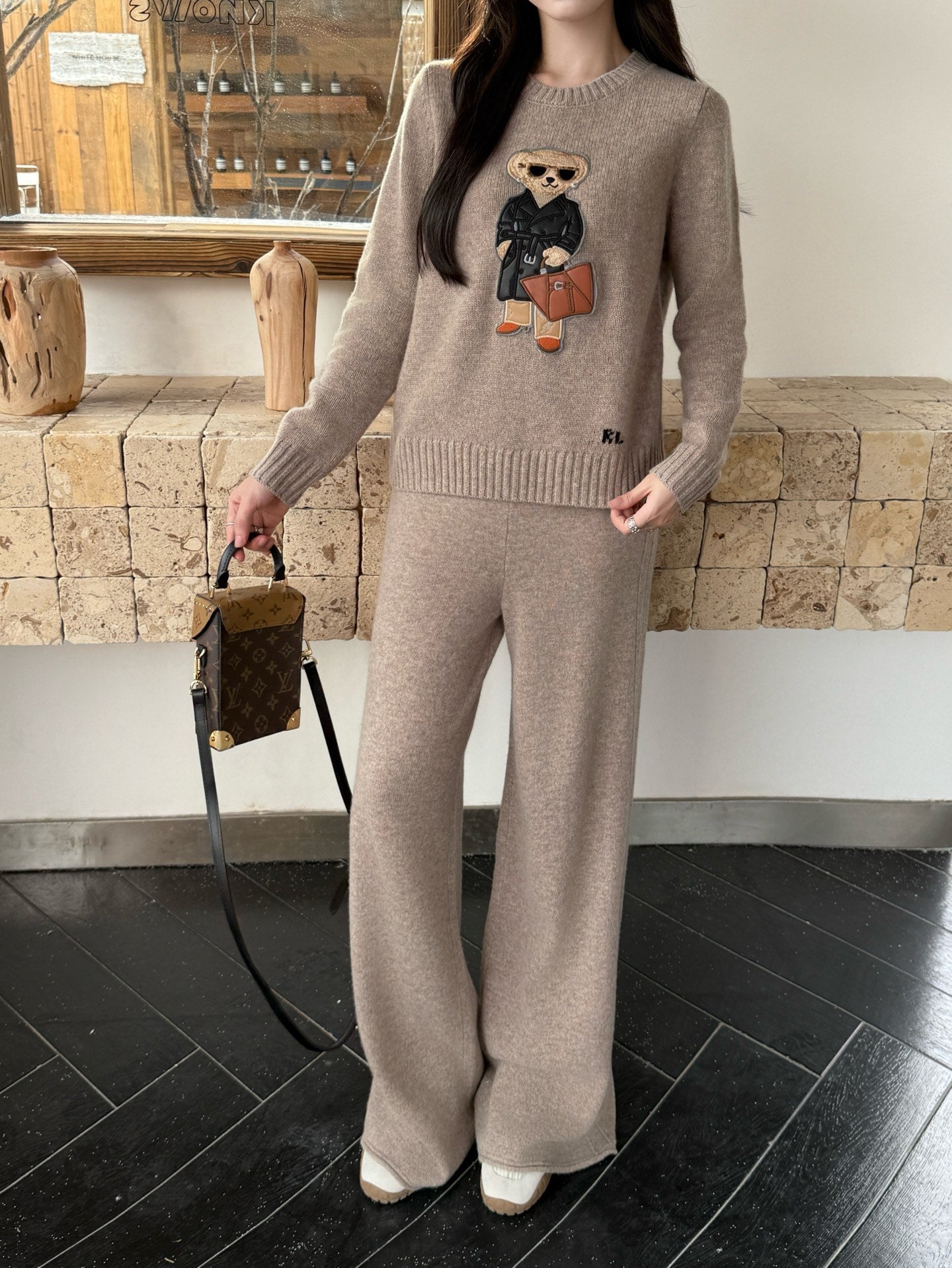 Ral 25 New round neck wool sweater + elastic waist straight pants