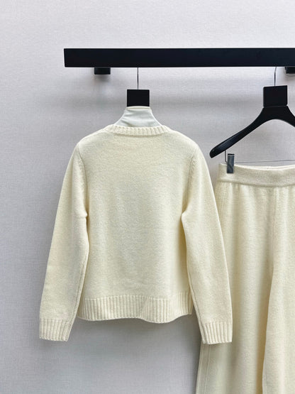 Ral 25 New round neck wool sweater + elastic waist straight pants