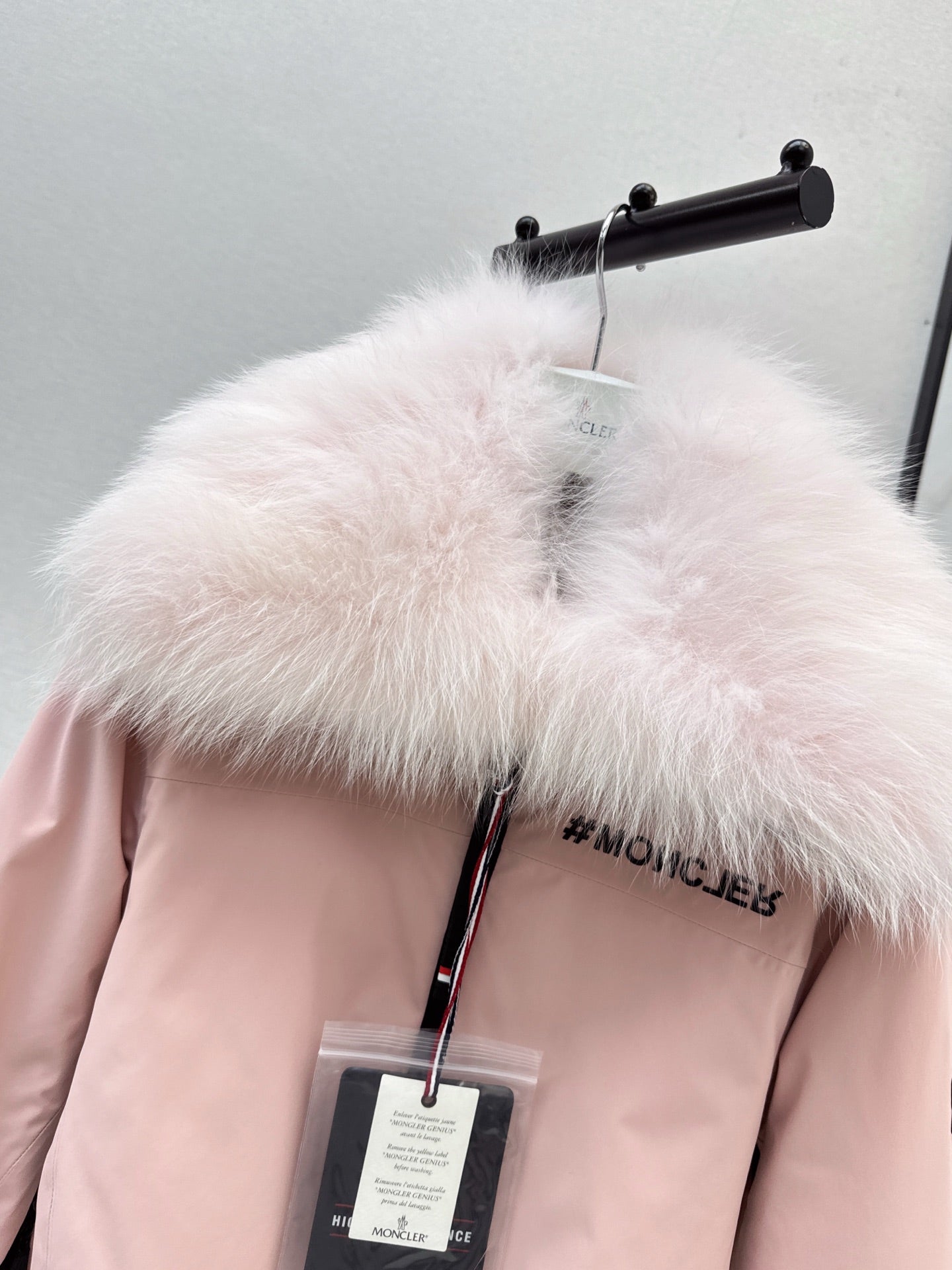Mon 25 Short waist down ski jacket(WHITE/BLACK/PINK)