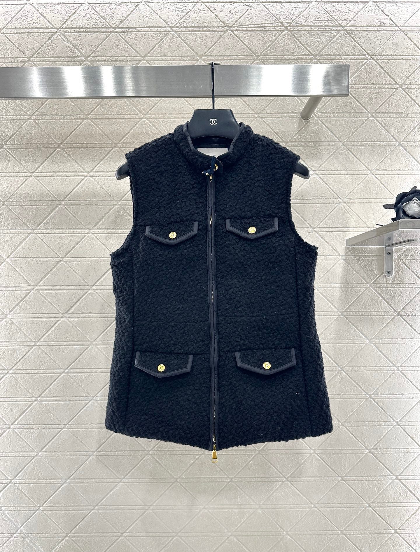 Mon 25 Fur-lined Zippered Down Vest