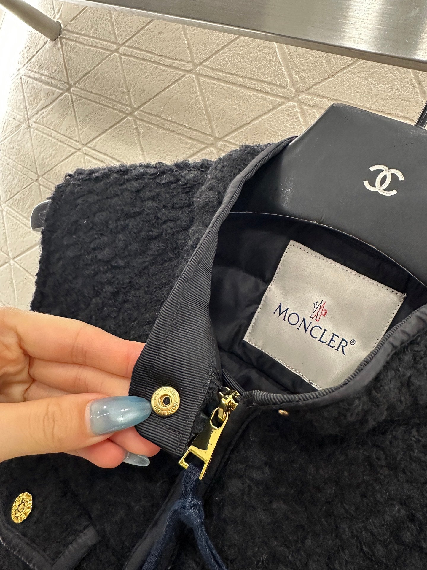 Mon 25 Fur-lined Zippered Down Vest