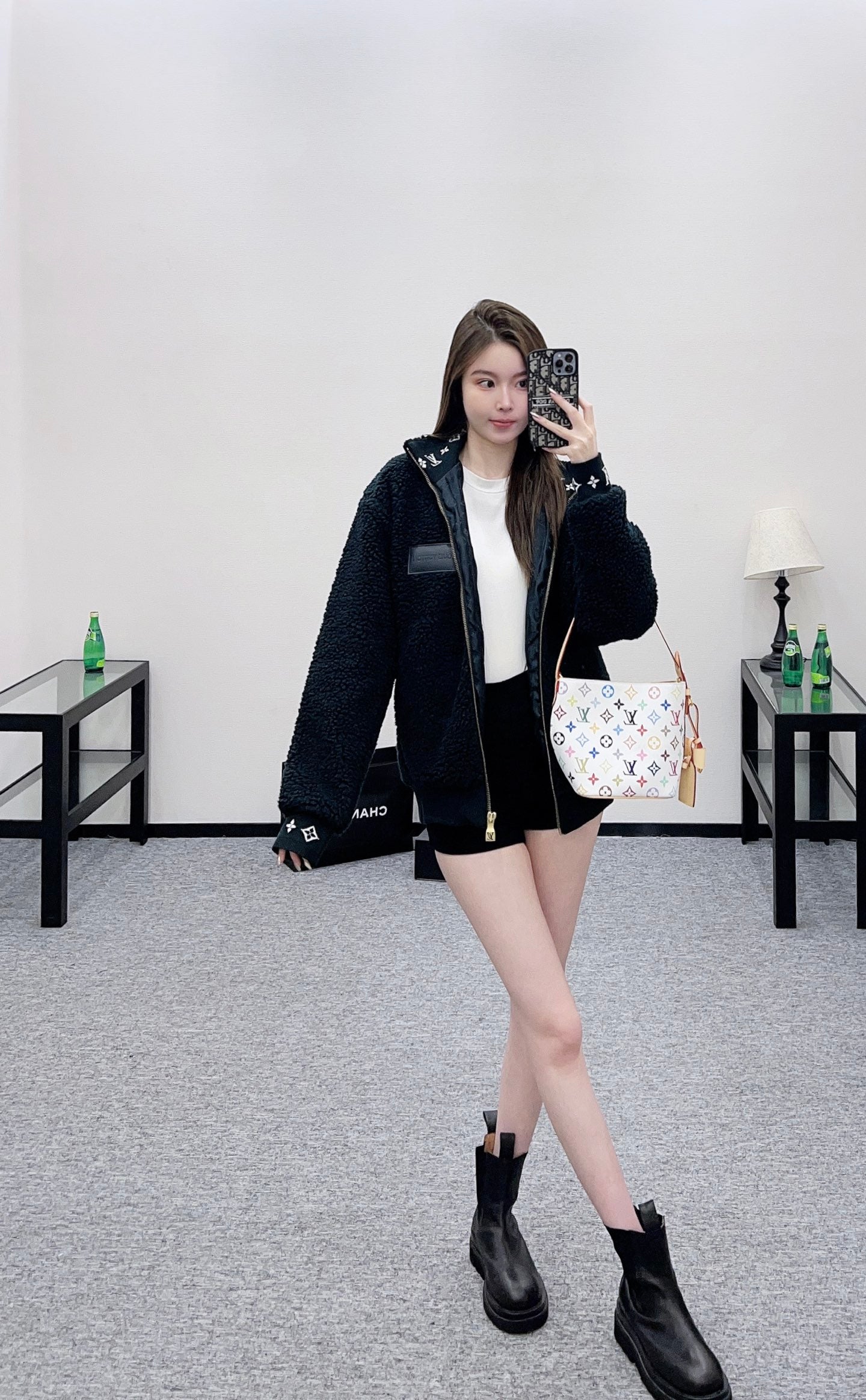 L 25 Teddy plush zipper jacket
