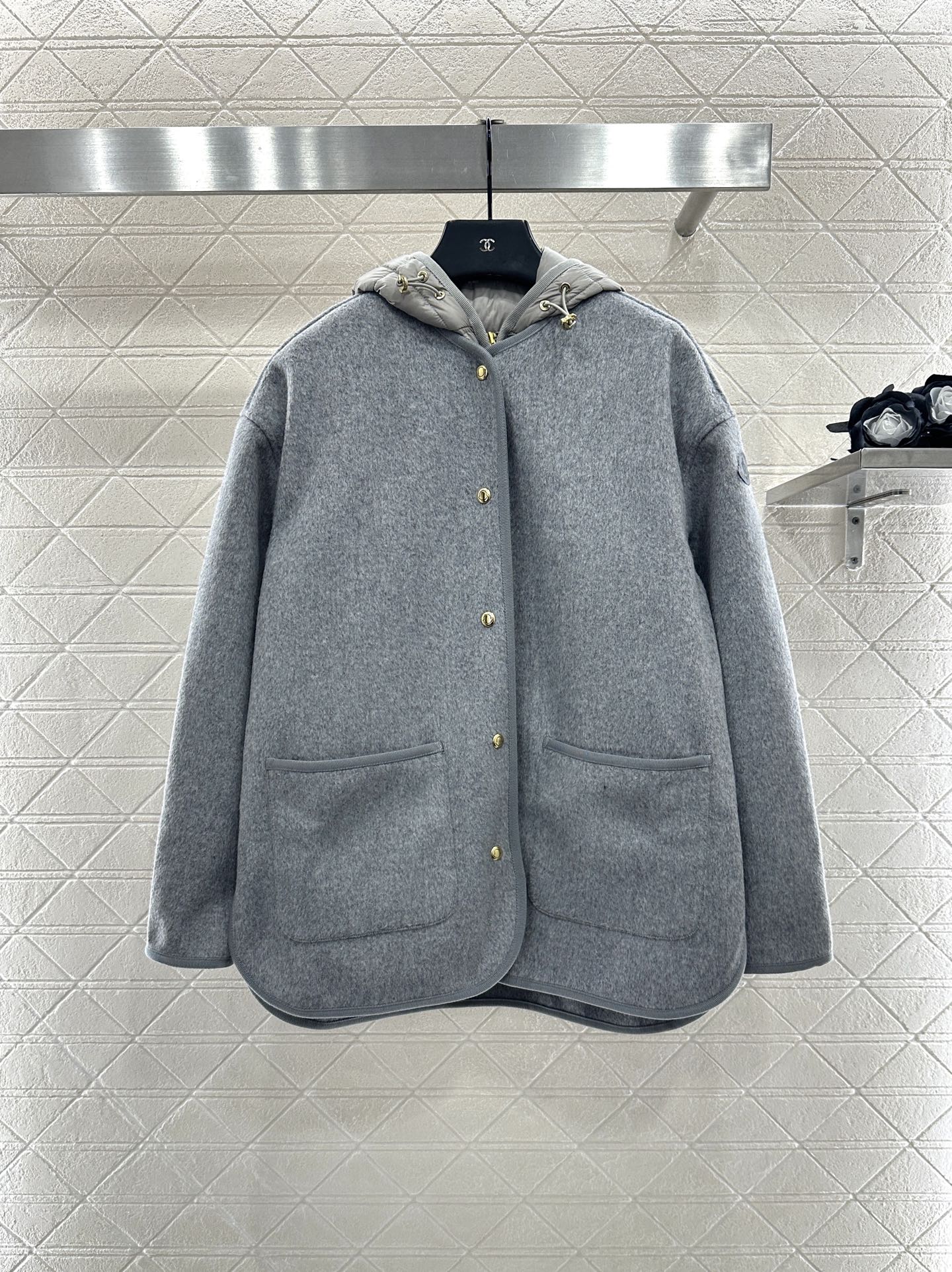 Mon 25 Two piece hooded down jacket set