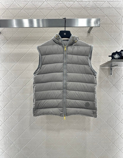 Mon 25 Two piece hooded down jacket set